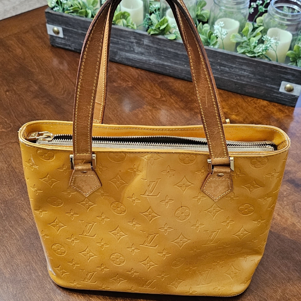 Authentic Louis Vuitton Yellow Vernis Houston Tote Bag IGUC Fast Shipping!